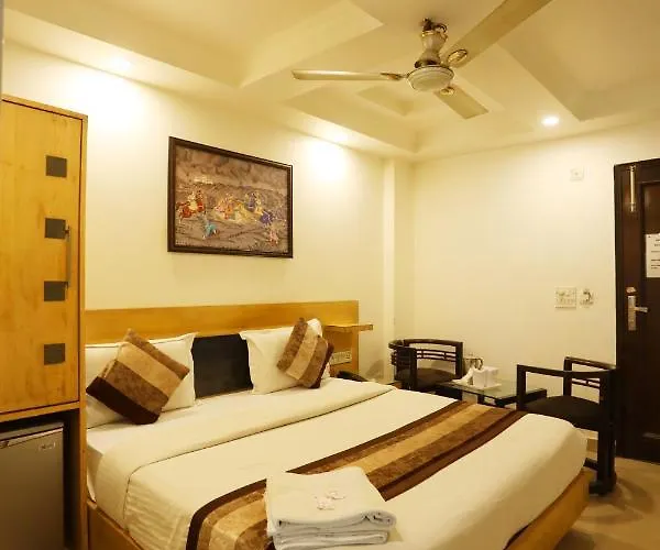 Deluxe King Room